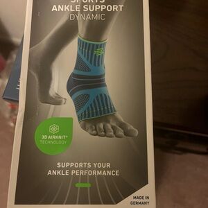 New! Bauerfeind's Sports Ankle Support Dynamic